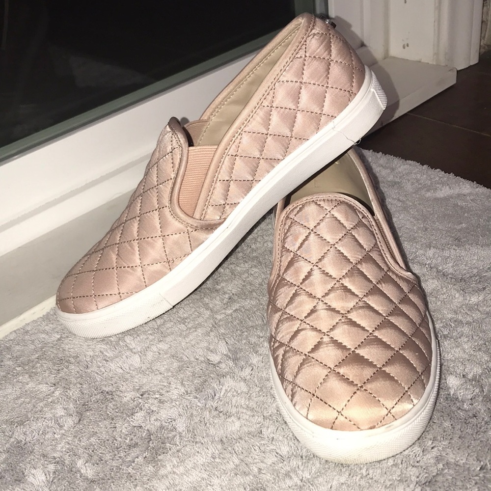 Steve Madden Slip Ons